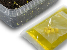 Pelletbox Delphin Reaxe READY&GO | Mais-Ananas/400g+120ml booster+10mm wafters